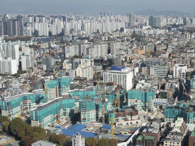 래미안 원페를라 공사 현장 . 사진ㅣ삼성물산 