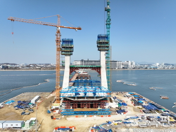 송산그린시티~시화MTV 연결도로는 2023년 2월 착공해 현재 37% 가량 공정이 진행됐다. 사진|DL이앤씨