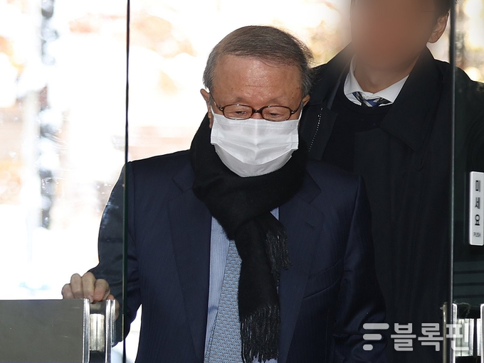 홍원식 전 남양유업 회장. 사진ㅣ연합뉴스