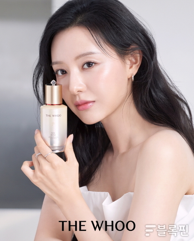 LG생활건강의 럭셔리 화장품 브랜드 ‘더후(Whoo)’ 모델 김지원. 
