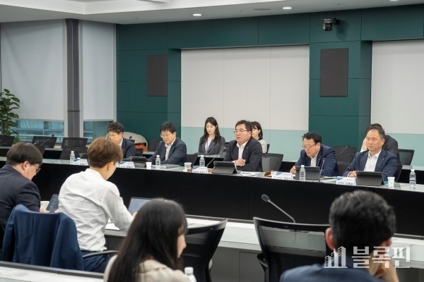 NH농협금융지주는 9일 조정래 미래성장부문 부사장 주재로 제1차 농협금융 ESG추진협의회를 개최했다. 사진ㅣNH농협금융지주