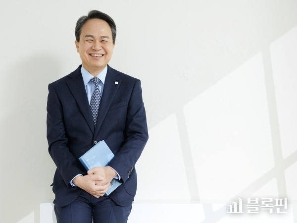 진옥동 신한금융그룹 회장. 사진ㅣ신한금융그룹