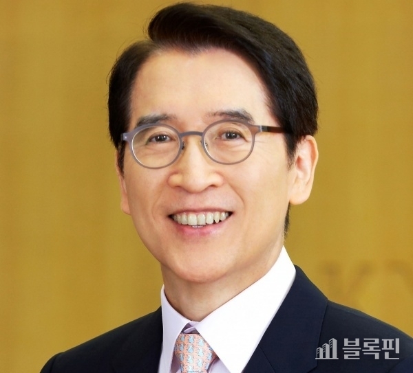 신창재 교보생명 대표이사 겸 이사회 의장. 사진ㅣ교보생명