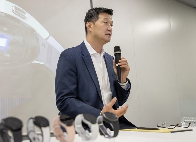 혼 팍 삼성 디지털 헬스팀장이 미디어 브리핑을 진행하고 있다. 사진|삼성전자