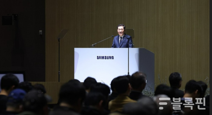 19일 삼성전자 정기 주주총회에서 발언하고 있는 한종희 대표이사 부회장. 사진|연합뉴스
