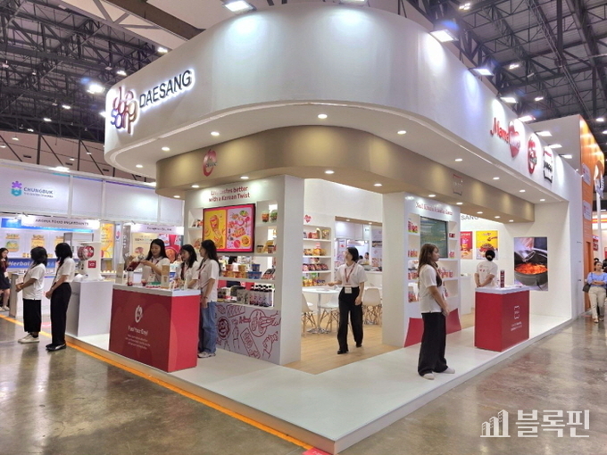 태국 방콕에서 열리는 식품 무역 박람회 ‘타이펙스-아누가 2025(THAIFEX-Anuga Asia 2025)’에 설치된 대상(주)의 부스 모습.