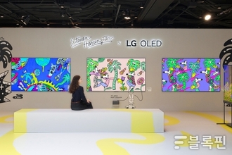 LG전자, 스티븐 해링턴 작품 OLED TV로 선보인다