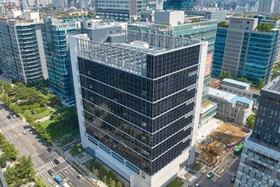DL이앤씨, ‘가산 데이터센터’ 준공…AI 인프라 기반 글로벌 수주 박차
